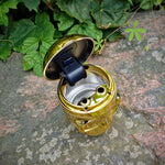budawi-bongrauch-kfz-auto-aschenbecher-skull-totenkopf-beleuchtung-deckel-gold-ascher-ashtray-winddicht