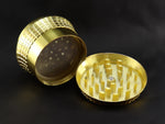 Grinder Gold 3 teilig CNC gefräst mit Pollensieb und Schaber massiv schwer ca. 230g Ø 65 mm